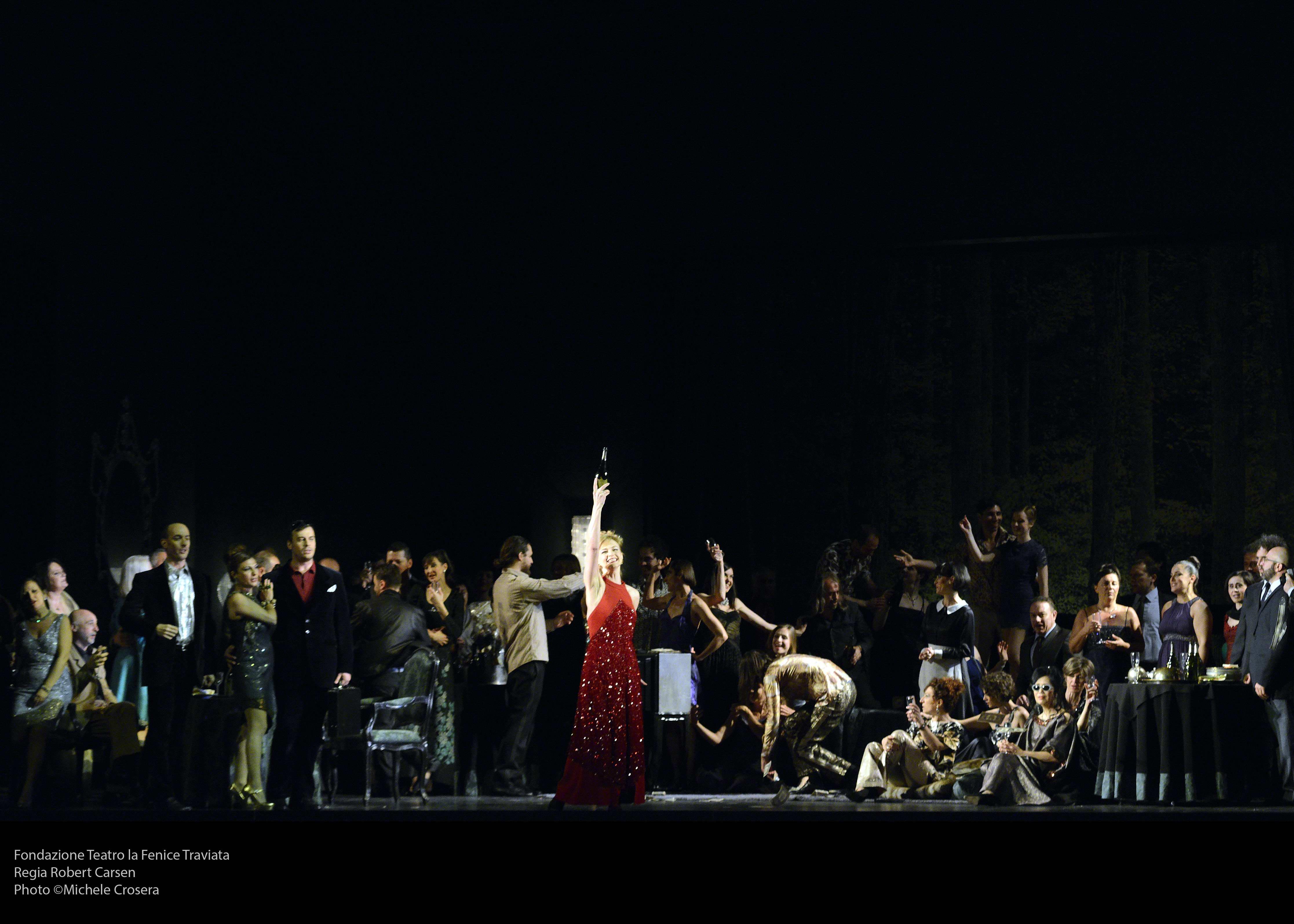 Fondazione Teatro la Fenice TraviataRegia Robert CarsenPhoto ©Michele Crosera