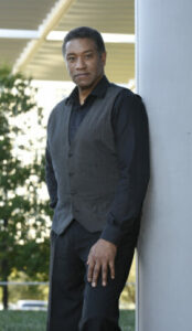 Mark S. Doss - bass-baritono