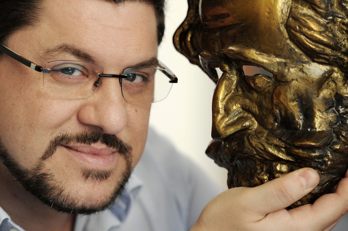 LUCA SALSI È “RIGOLETTO” ALL’OPERA DI ROMA