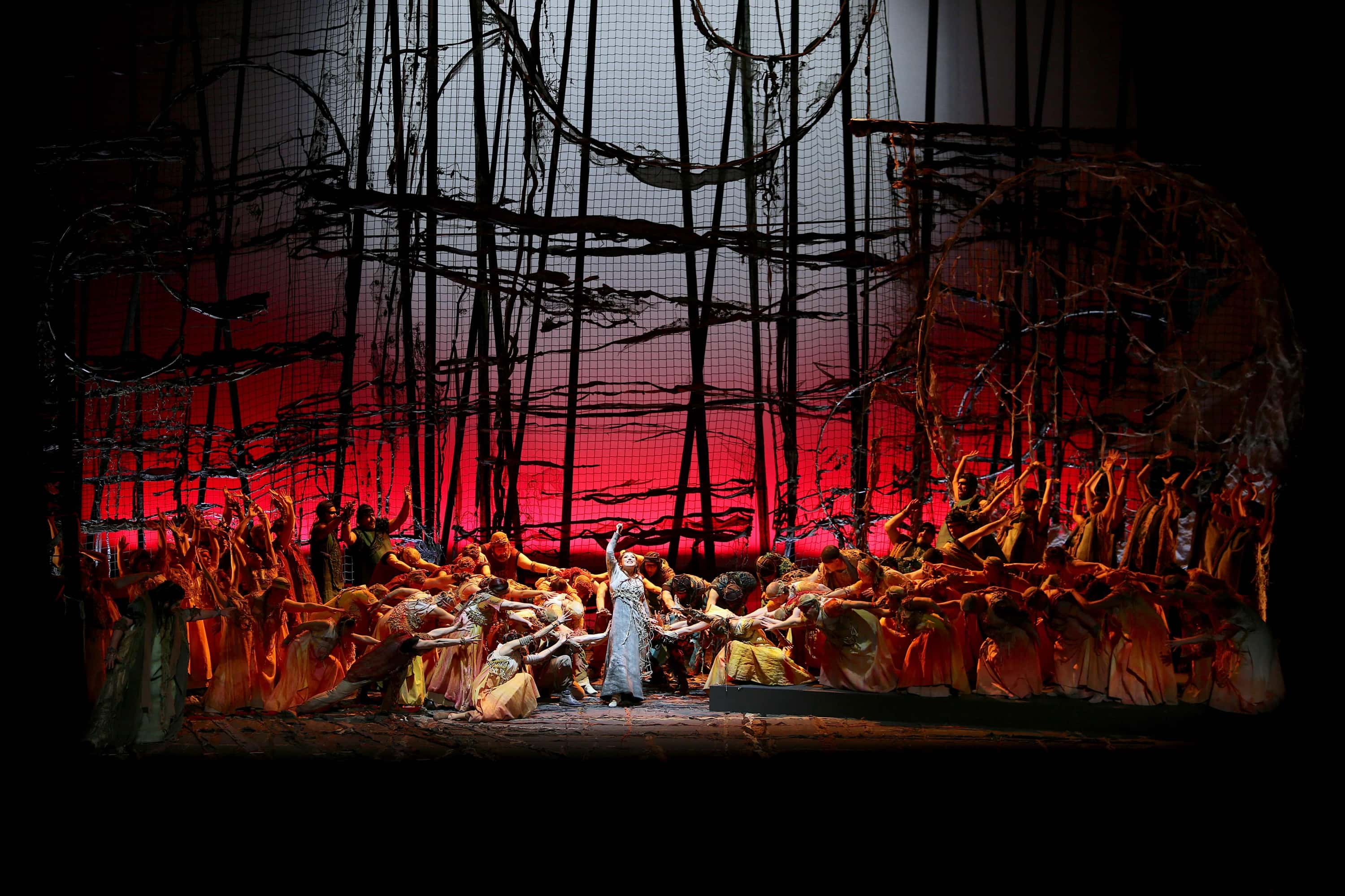 Grande debutto al teatro Carlo Felice di Genova per Desirée Rancatore in “Norma”