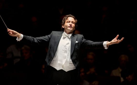 Gustavo Gimeno - Marco Borggreve