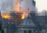 Notre-Dame de Paris: brucia la storia