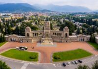 LA MESSA DA REQUIEM DI GAETANO DONIZETTI DINANZI AL CIMITERO DI BERGAMO