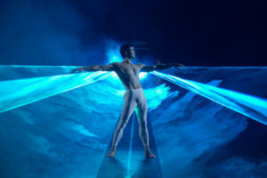 Roberto Bolle Waves foto Andrej Uspenski-Scala 2020 a riveder le stelle